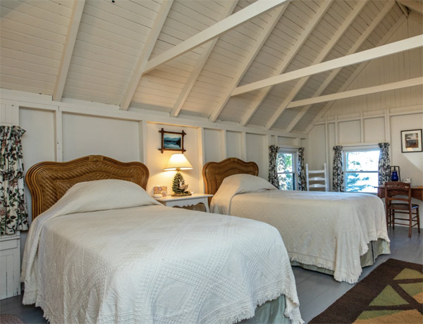 lake front cabins rental
